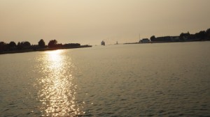 18.46 - 6.46pm - large vessel approaching B 8-30-15