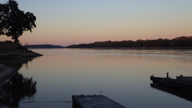 18.48 - 6.48pm - sunset looking upriver at Hoppies 9-21-15