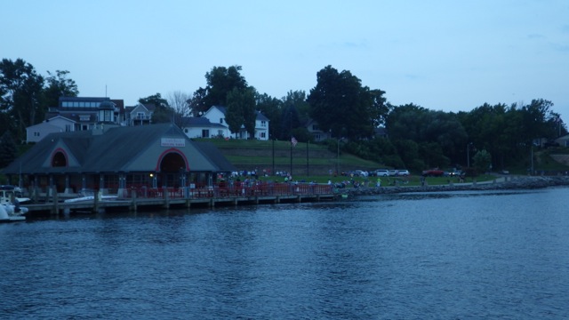 19.57 - 7.57pm - across the way to the park 09-03-15