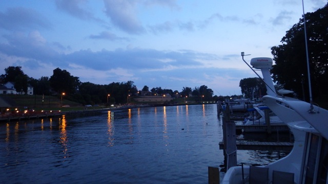 20.27 - 8.27pm - evening at South Haven B 09-03-15
