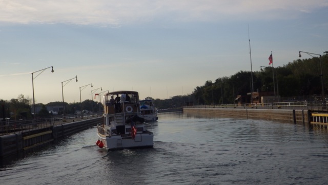 8.09am - going into our first lock of the day 9-10-15