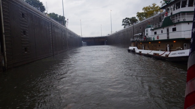 8.10am - leaving the lock 9-11-15