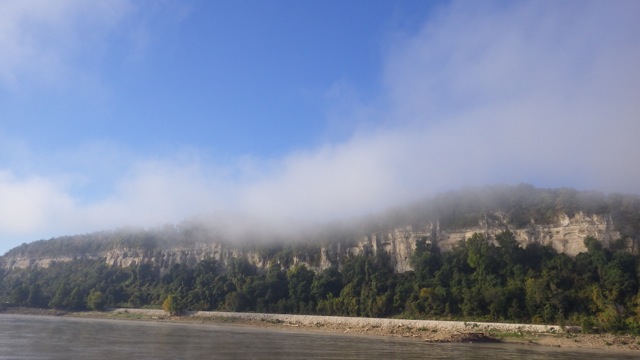 8.24am - full and empty barges 9-22-15