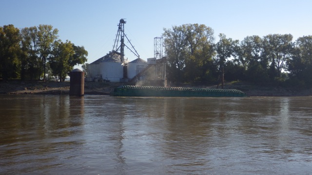 8.38am - half filled barge 9-22-15