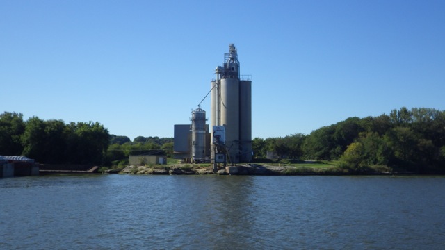 9.19am - granery?? 9-13-015