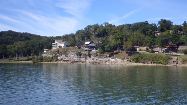 11.13am - rocks- homes on rock 10-5-15