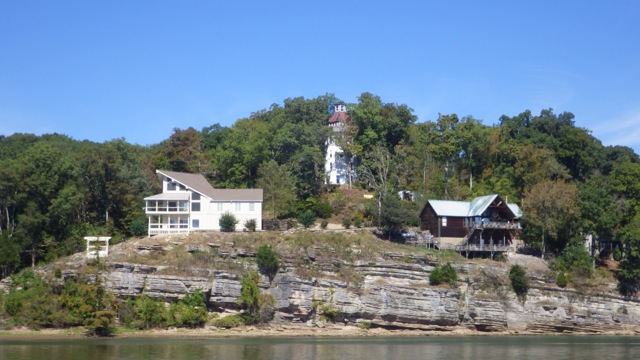 11.14am - homes on rocks 10-5-15