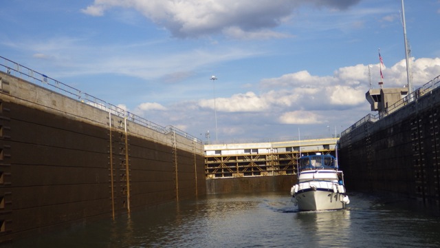 15.53 - 3.53pm leaving montgomery lock 10-08-15