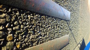 15.55 - 3.55pm - lock wall -steel and pebbles 10-6-15