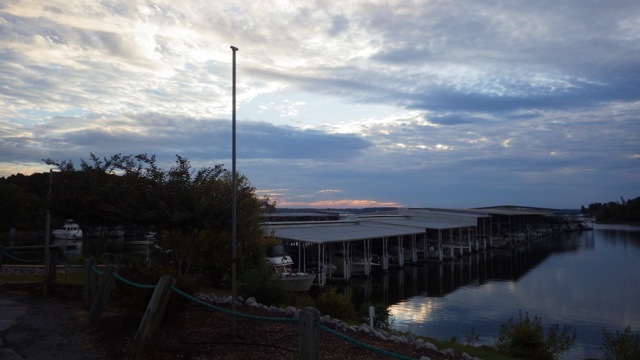 7.14am - sunrise at Green Turtle Bay 10-01-15