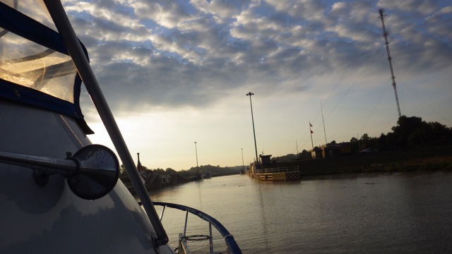 7.32am - Heflin Lock 10-12-15