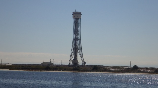 10.55am - exactly what is this? tower 11-11-15