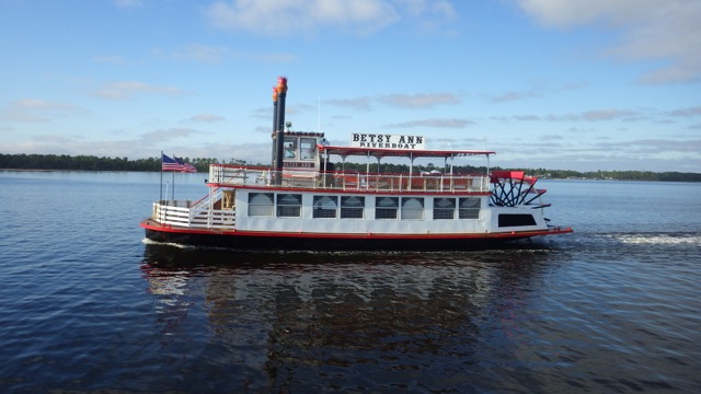 12.17 - 2.17pm Betsy Ann Riverboat 11-10-15
