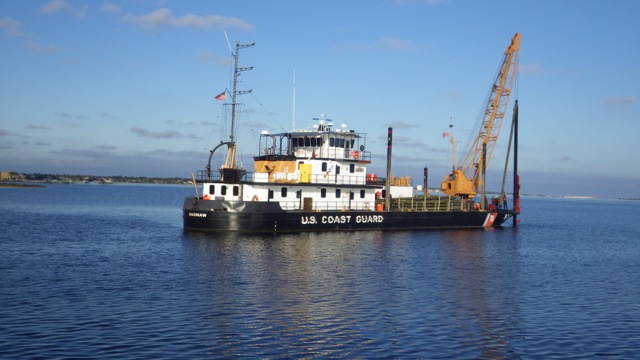 15.10 - 3.10pm - Coast Guard vessel 11-10-15