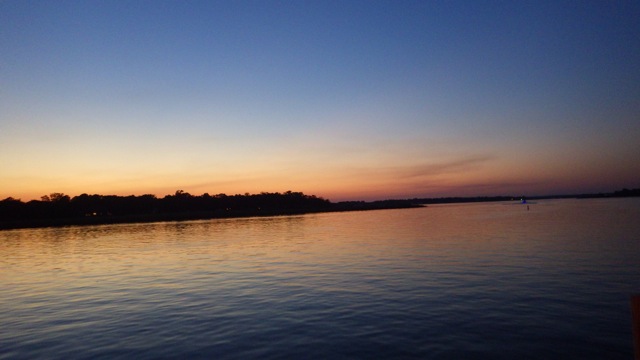 18.40 - 6.40pm - sunset at Dog River 10-16-15