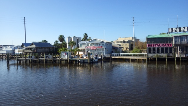 9.42am - leaving Apalachicola Marina 11-29-15